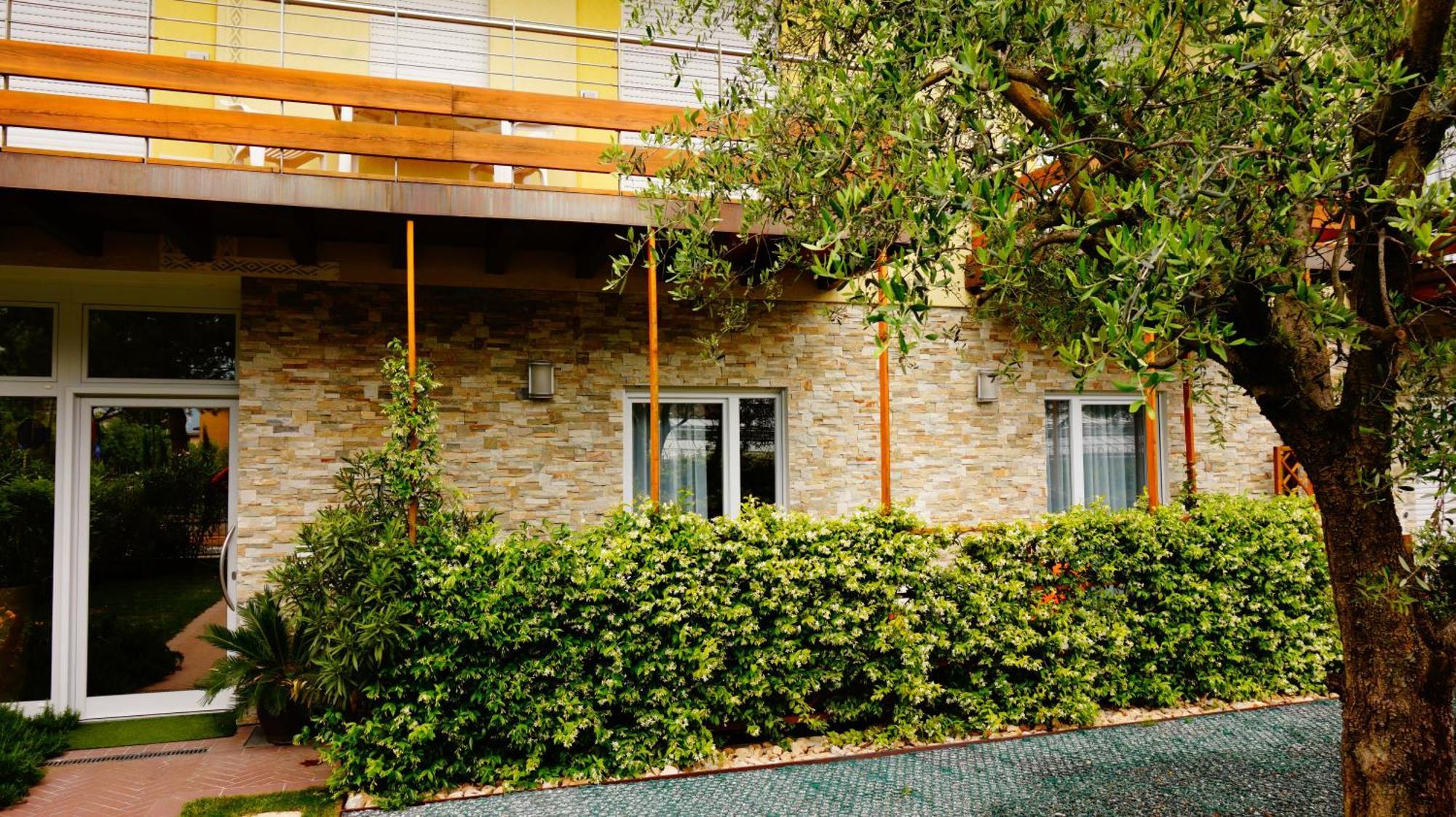 Residence Rivachiara Riva del Garda Quarto foto