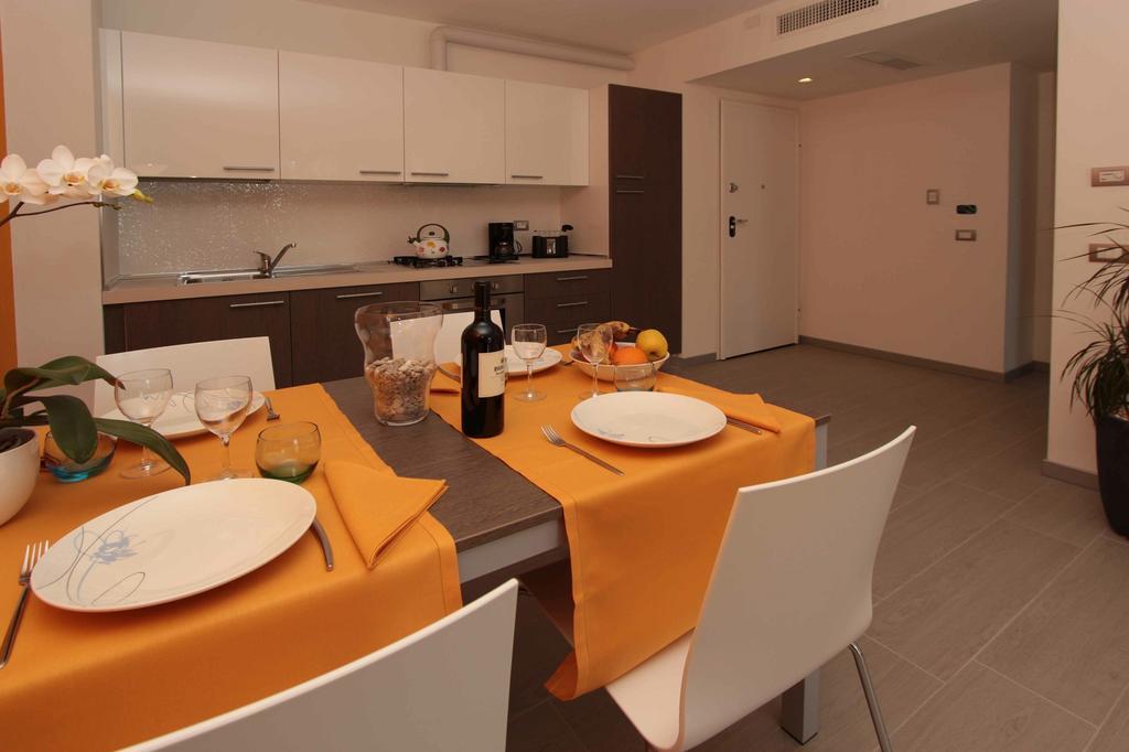 Residence Rivachiara Riva del Garda Exterior foto